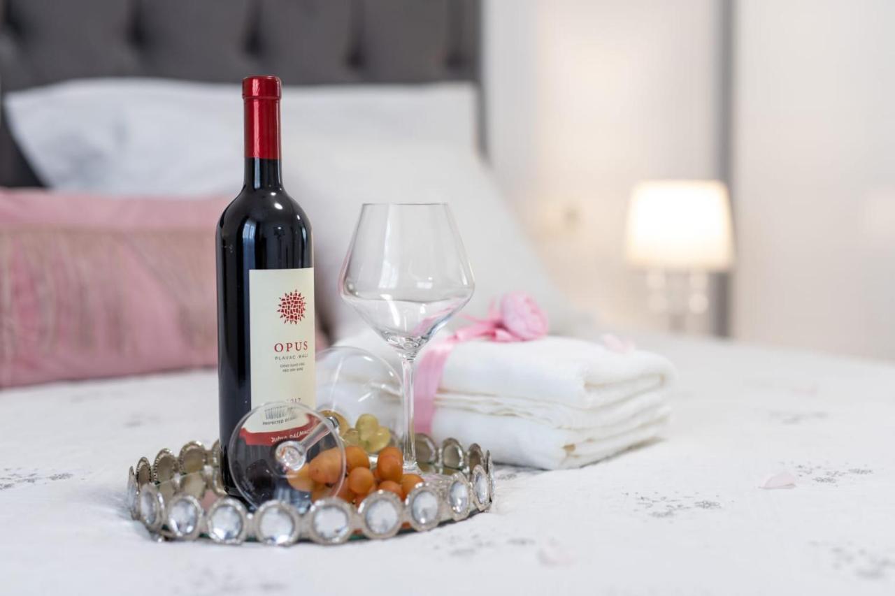 Lux Apartment Ema Kaštela Zewnętrze zdjęcie