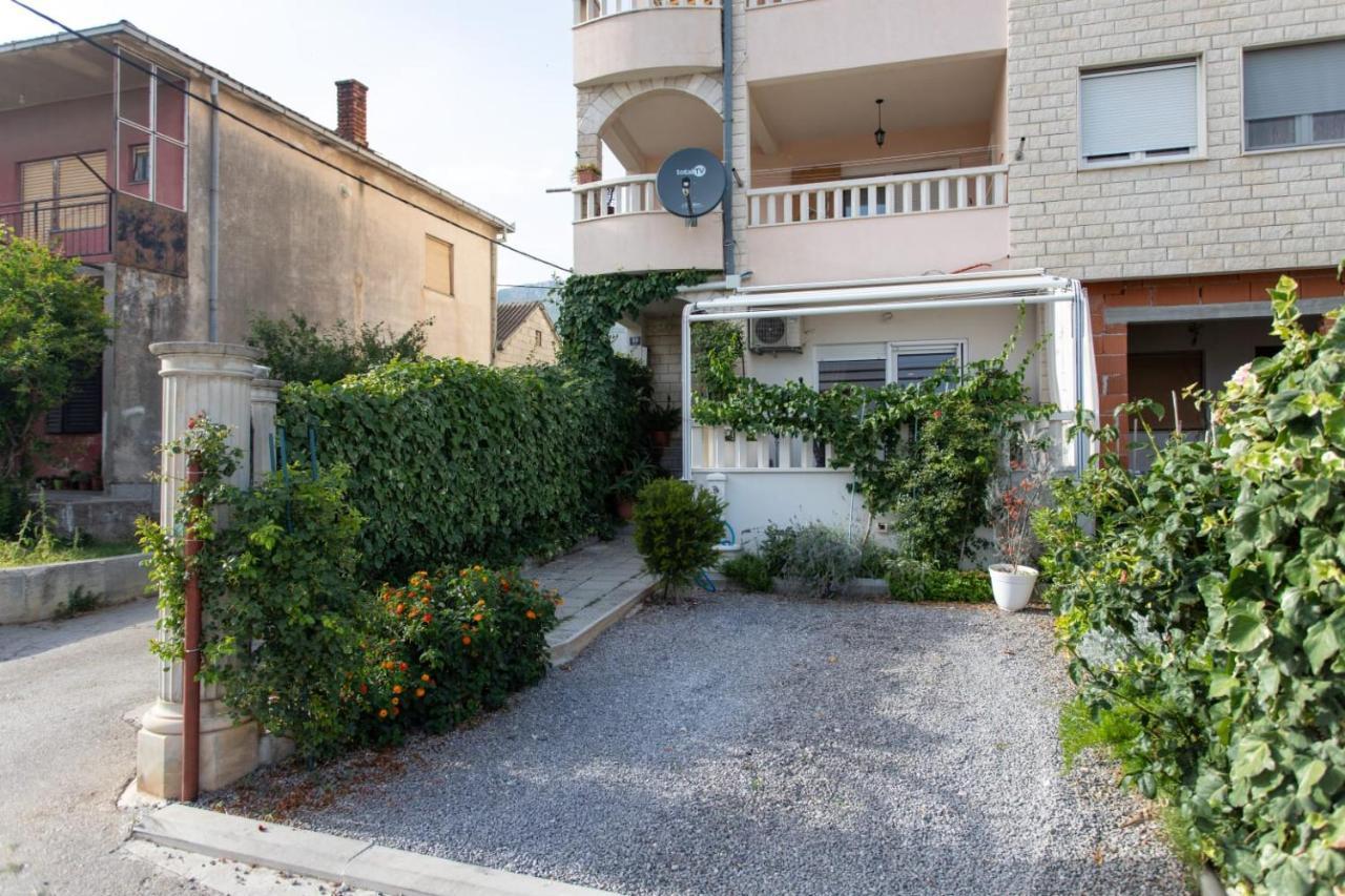 Lux Apartment Ema Kaštela Zewnętrze zdjęcie
